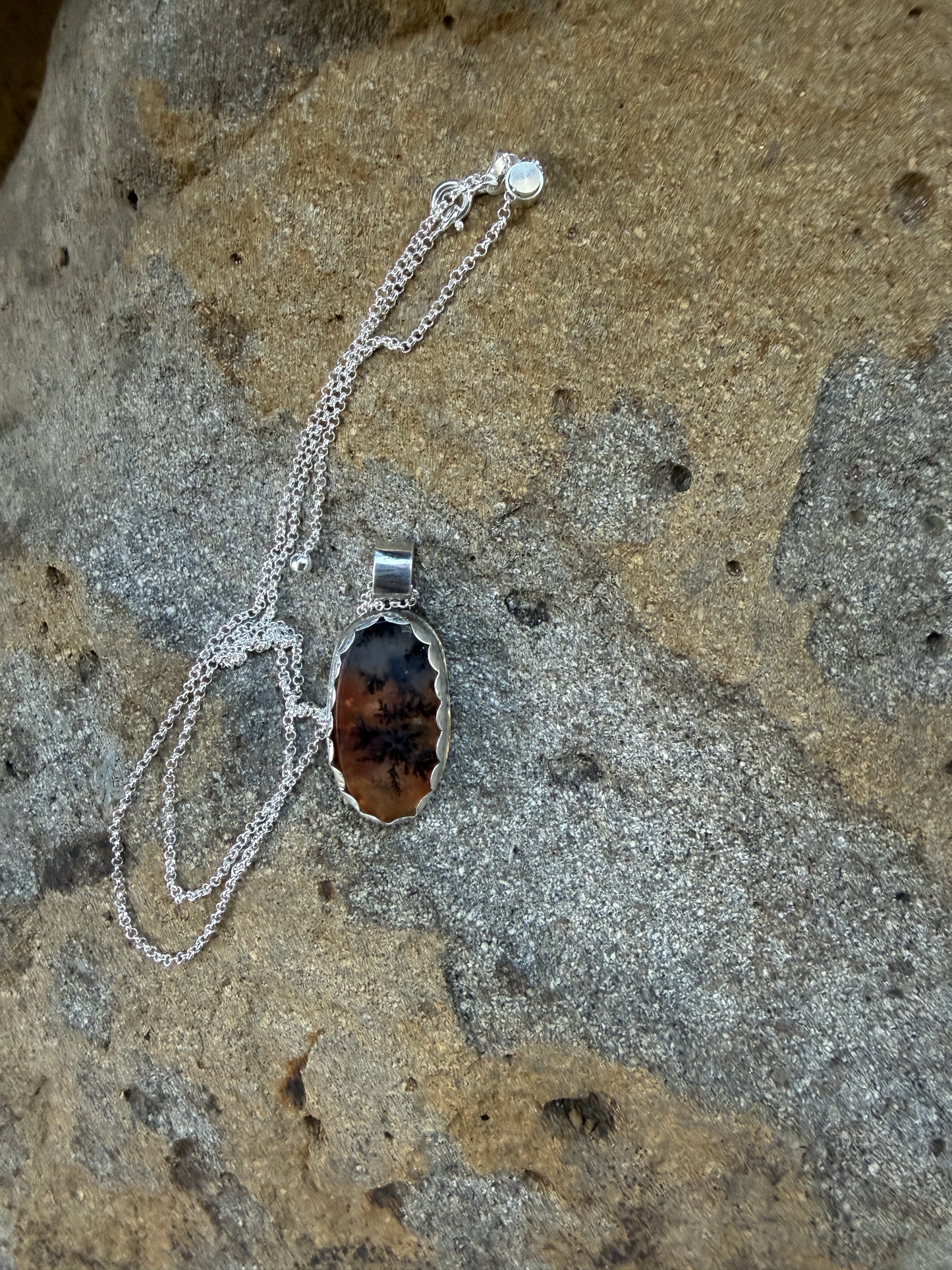 Sterling silver moss agate pendant