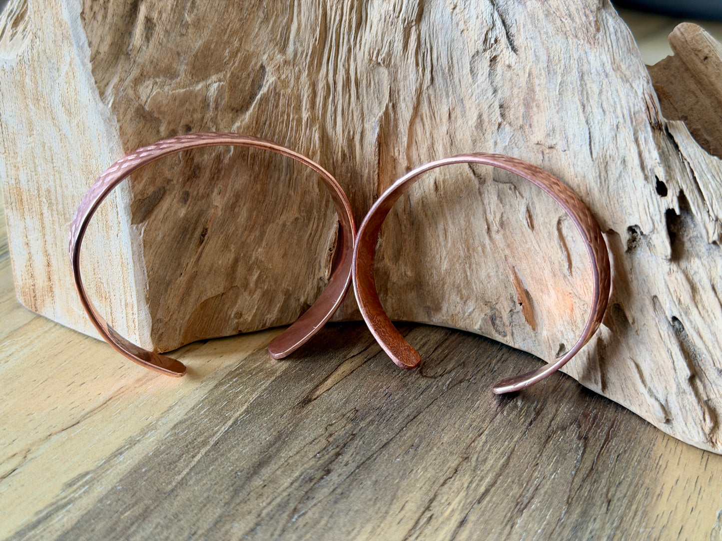 Textured copper cuff (med)