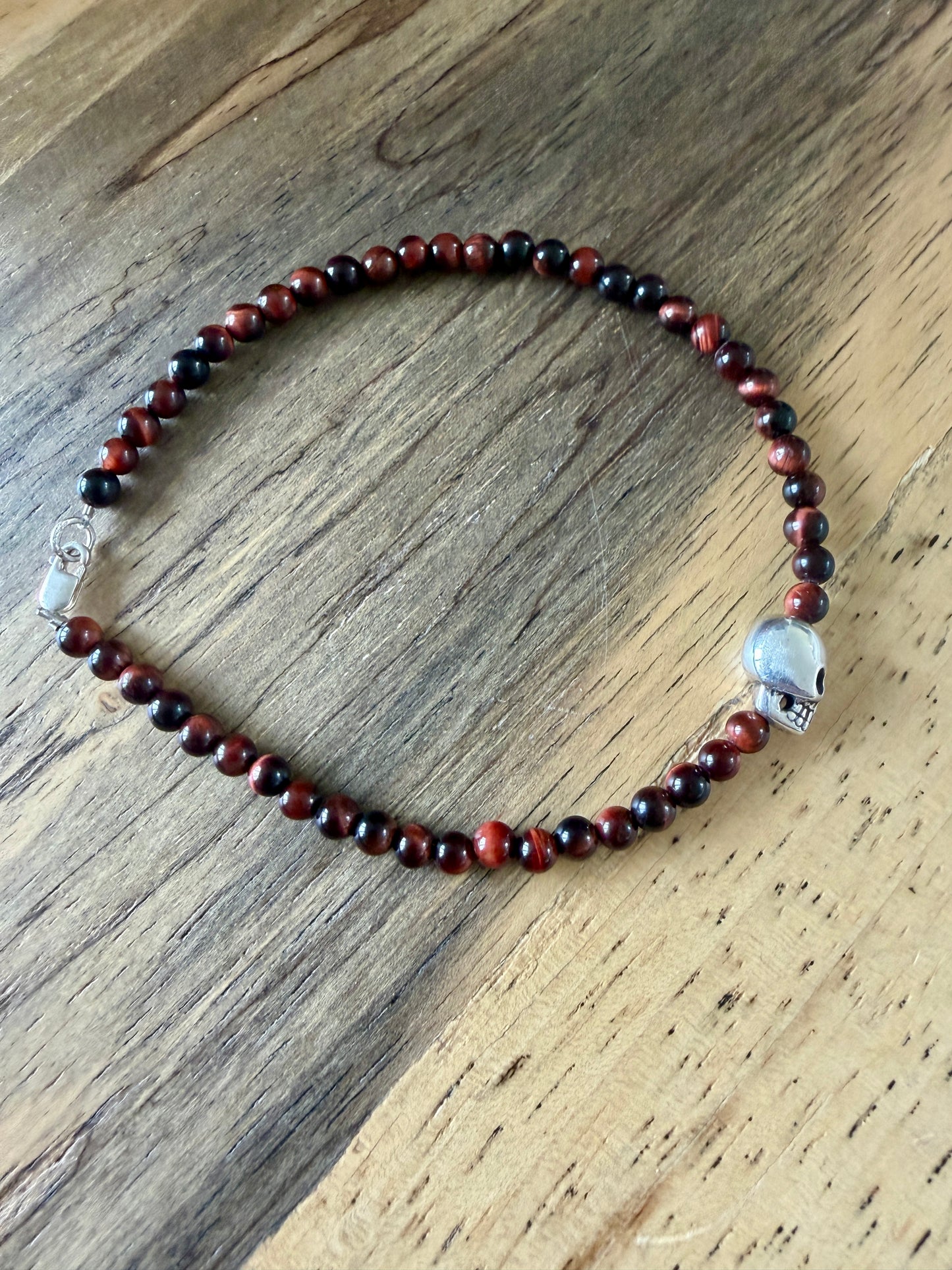 Red tigers eye protection bracelet