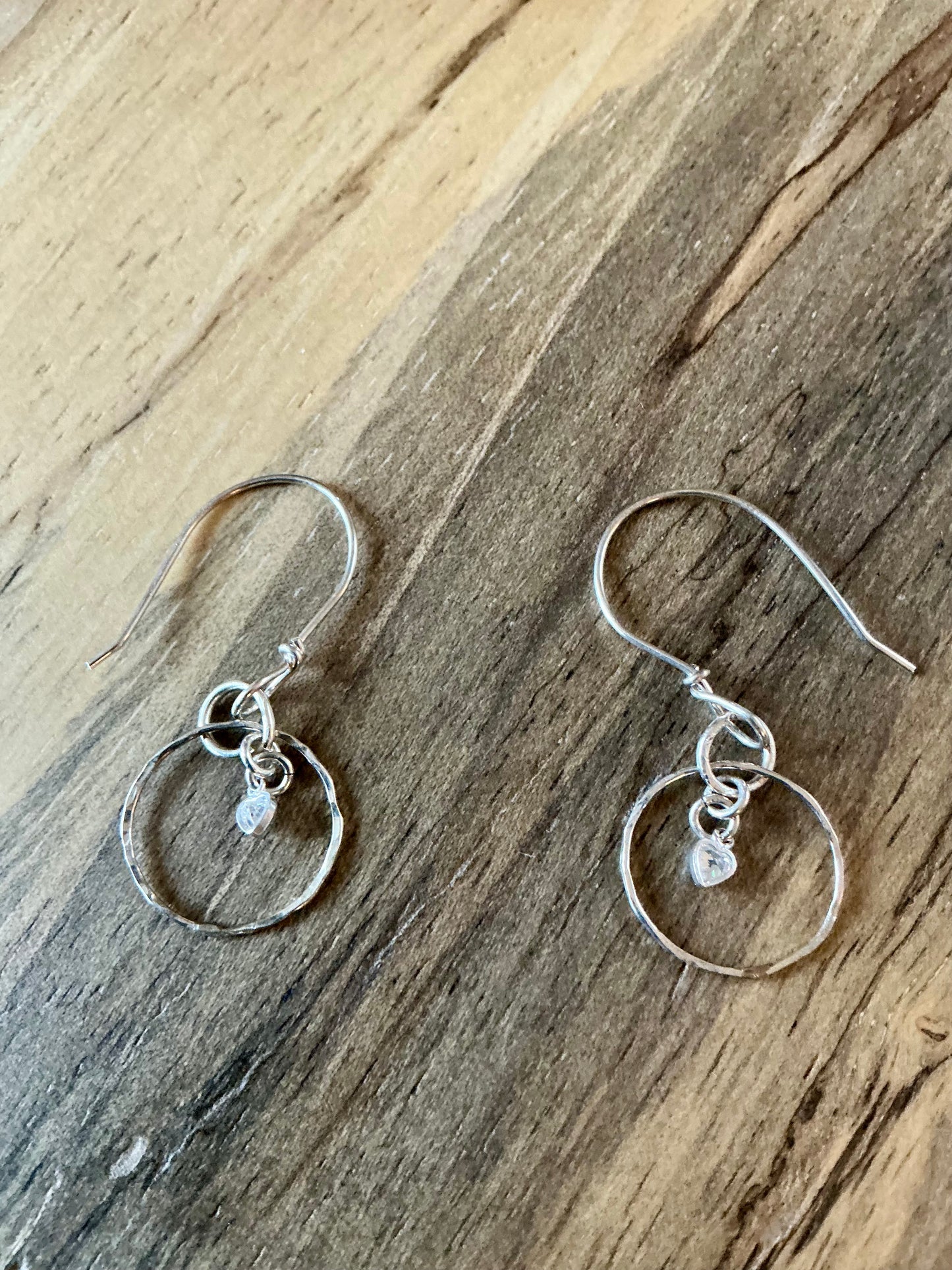 Hanging heart earrings