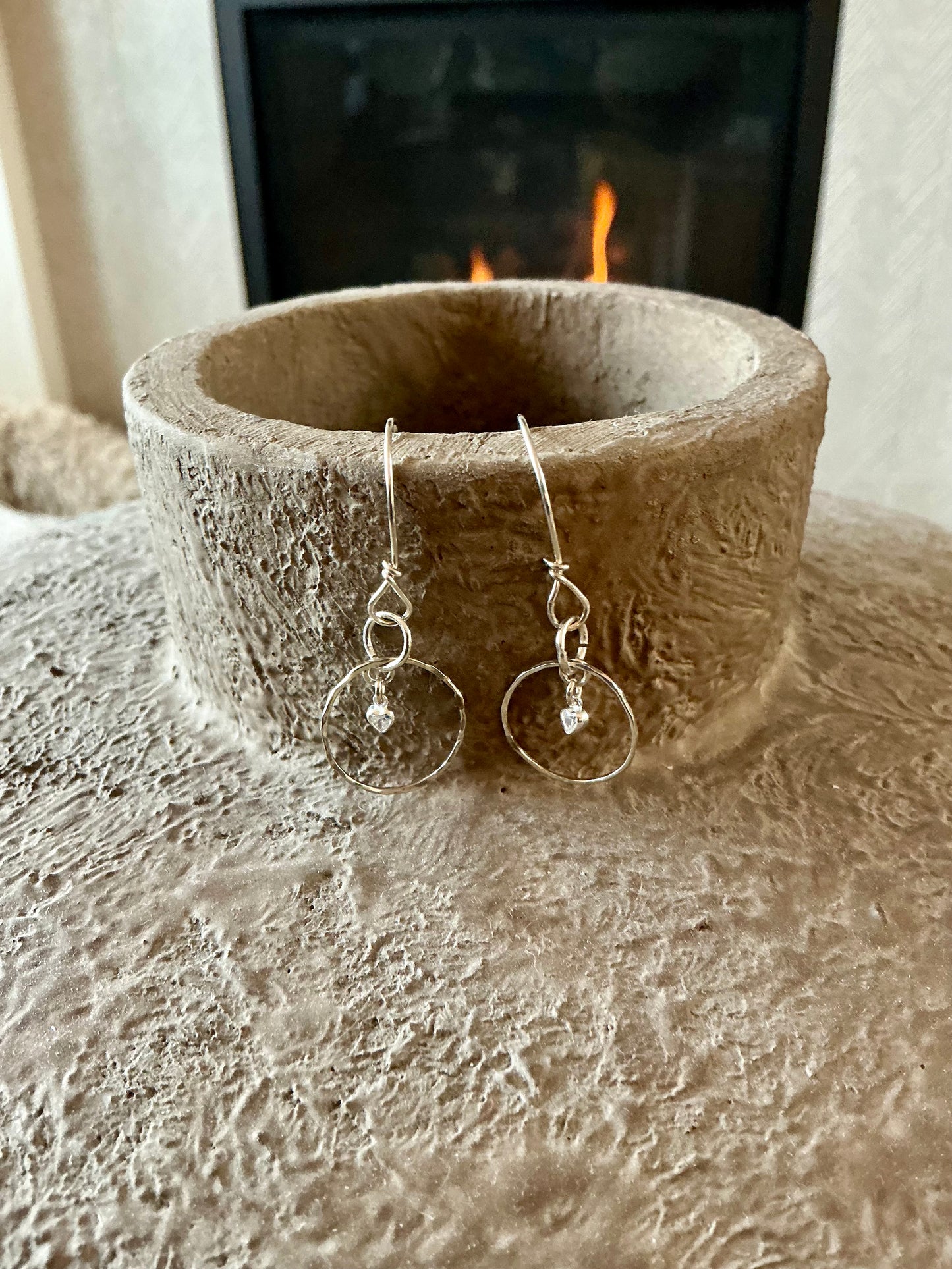 Hanging heart earrings