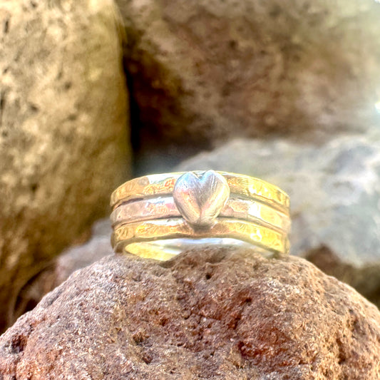 The happy heart ring