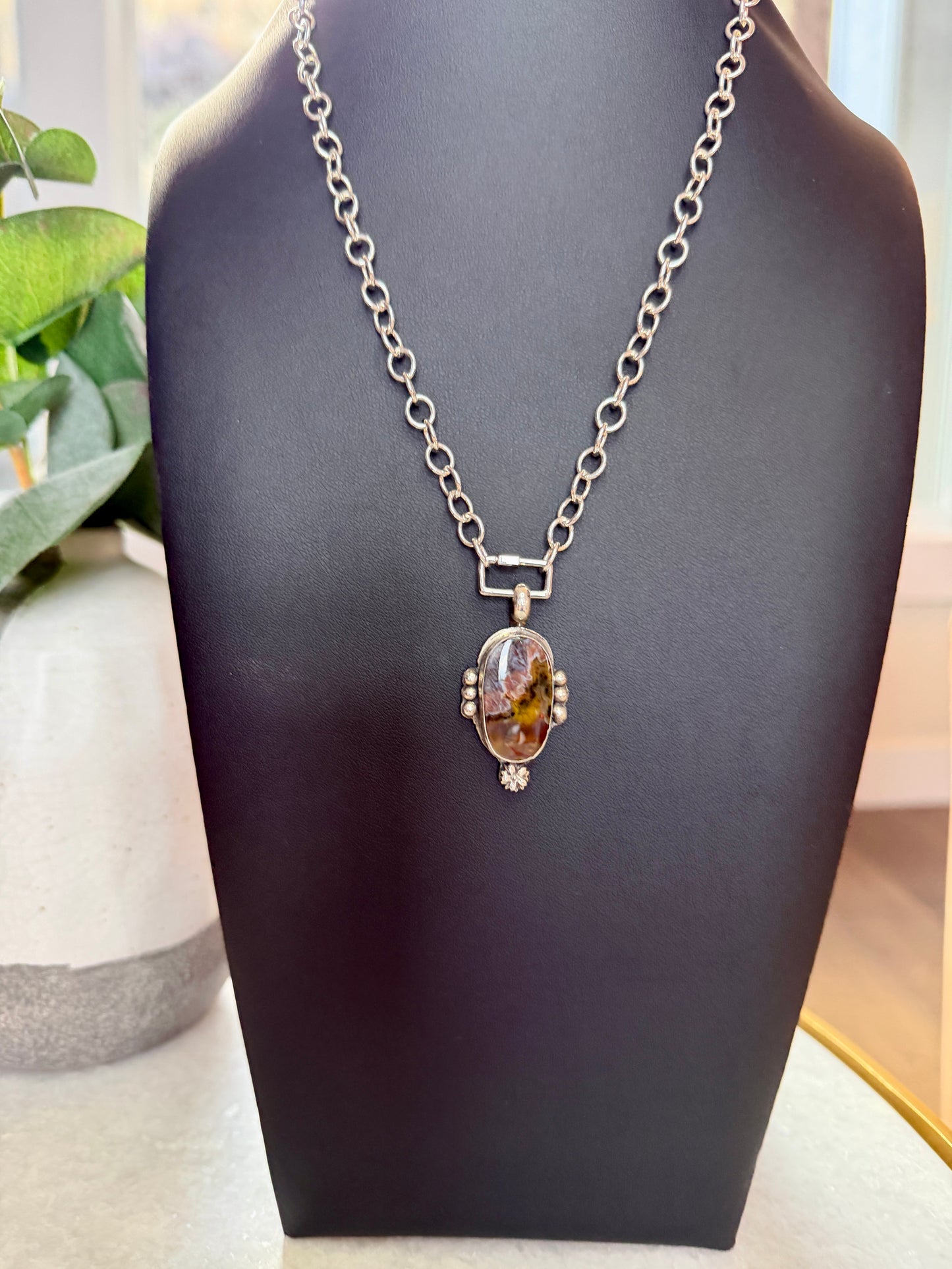 Shoreline Agate pendant