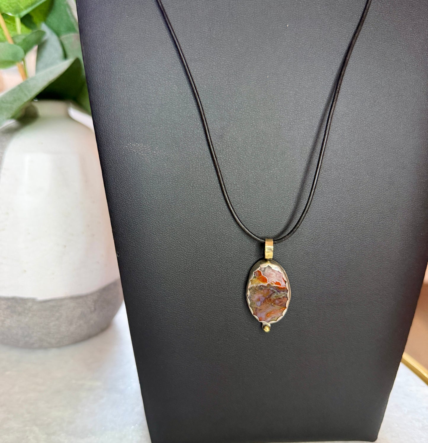 Abstract agate pendant