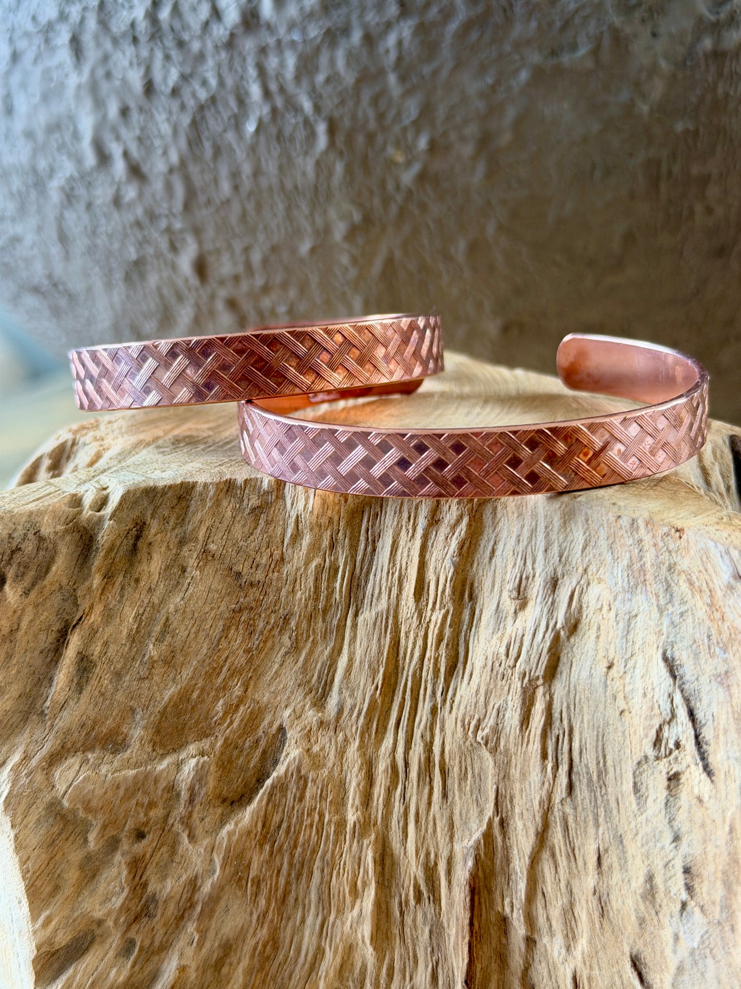 Textured copper cuff (med)